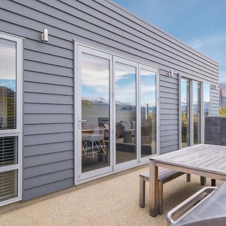 Villa Infinity And Beyond Wanaka Exterior foto
