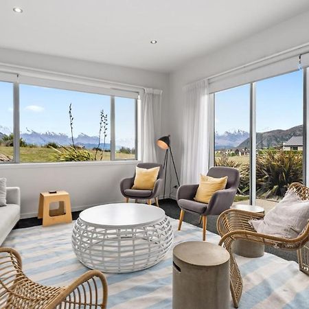 Villa Infinity And Beyond Wanaka Exterior foto