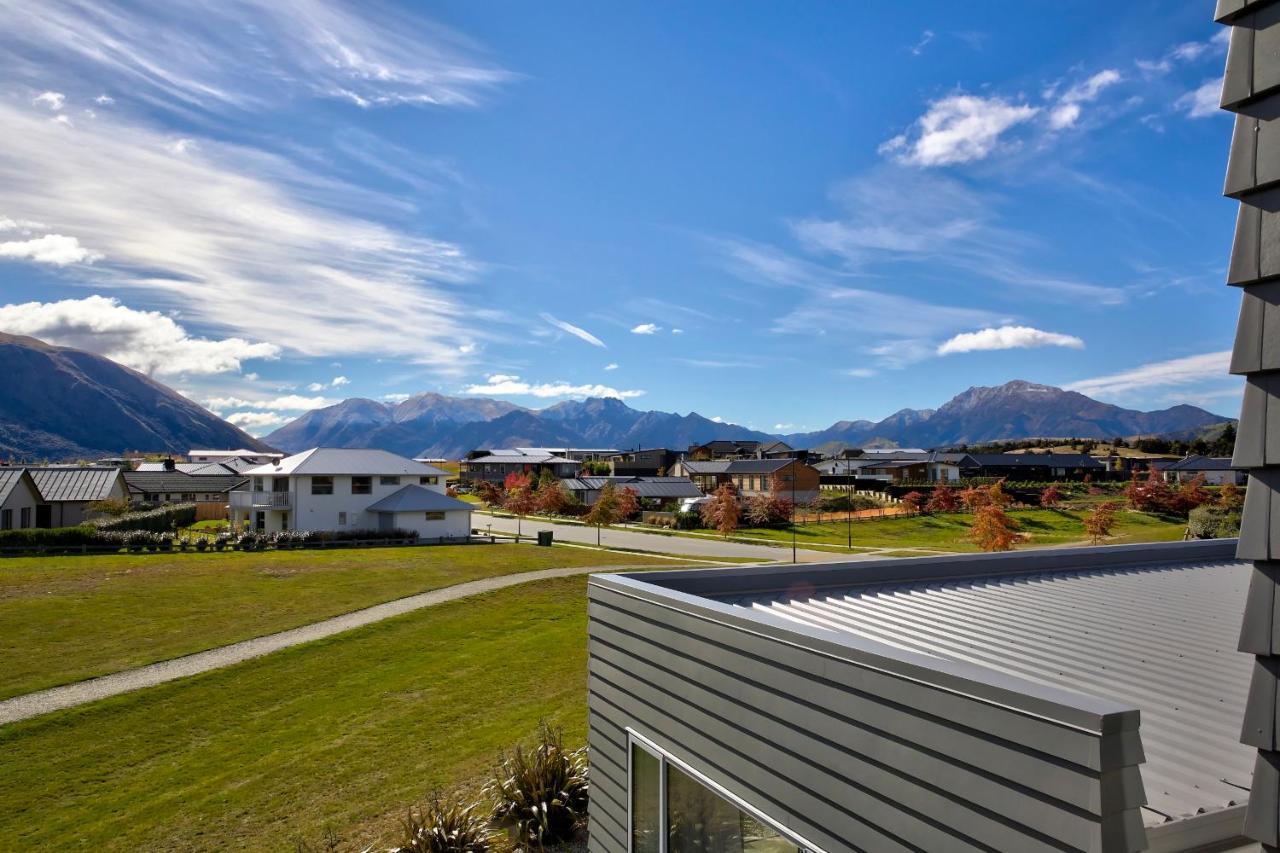 Villa Infinity And Beyond Wanaka Exterior foto