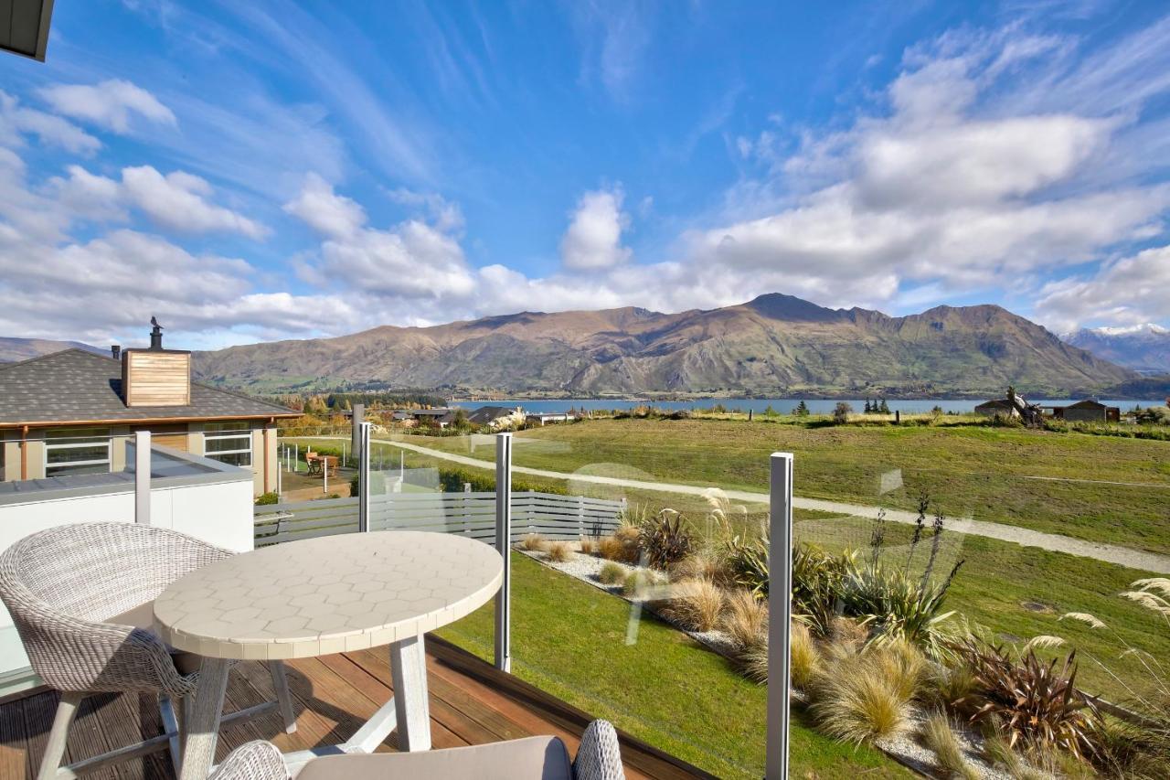Villa Infinity And Beyond Wanaka Exterior foto